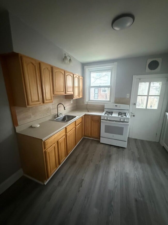 Building Photo - Wonderful 3 bedroom in Olney