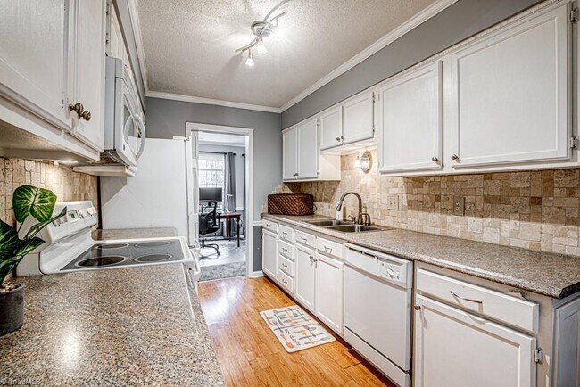 Building Photo - 2672 Windy Xing