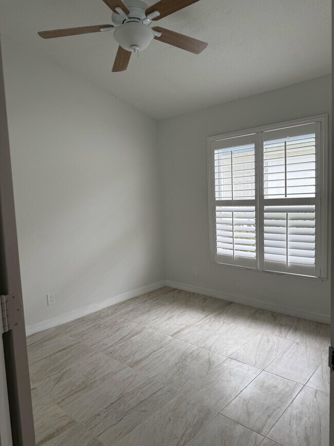 Building Photo - 109 Belmont Dr