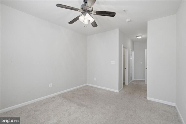 Building Photo - 21228 McFadden Square