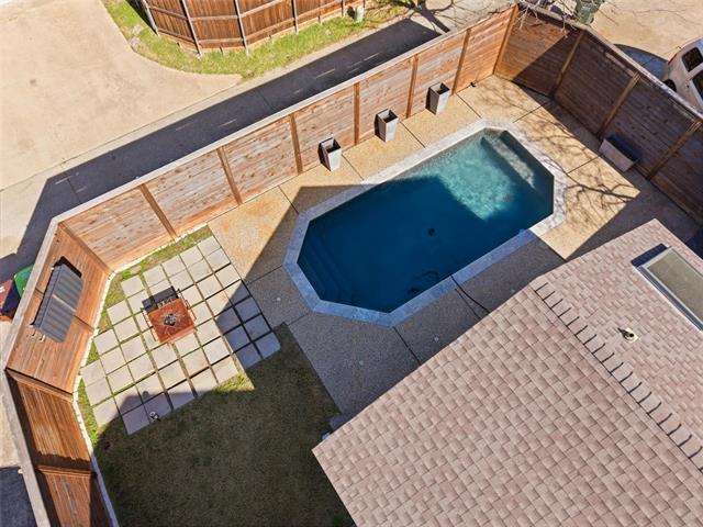 Building Photo - 3313 Overland Dr