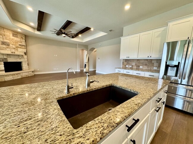 Building Photo - AVAILABLE NOW! One-of-a-Kind Luxury Estate | 5BD/3BA on 2 Acres in Liberty Hill!