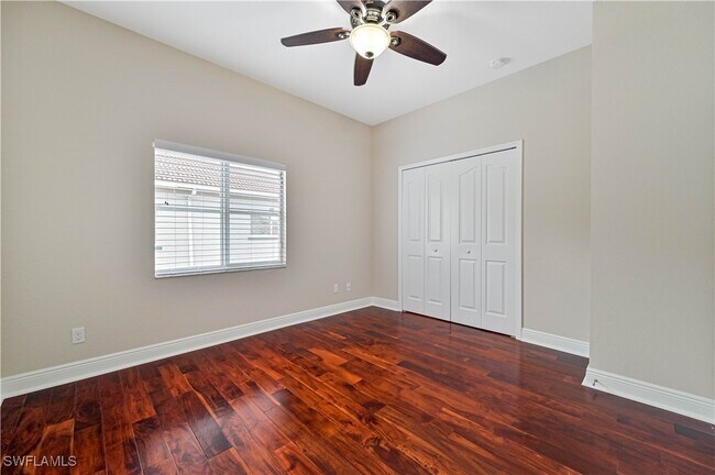 Building Photo - 12091 Santaluz Dr