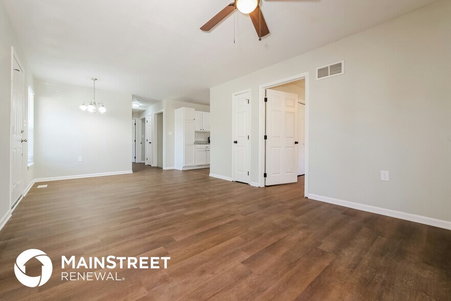 Building Photo - 543 Richfield Rd