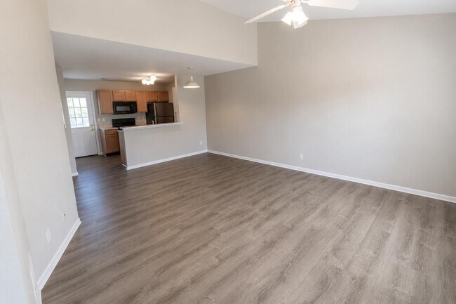 Building Photo - 4307 Derby Ridge Dr