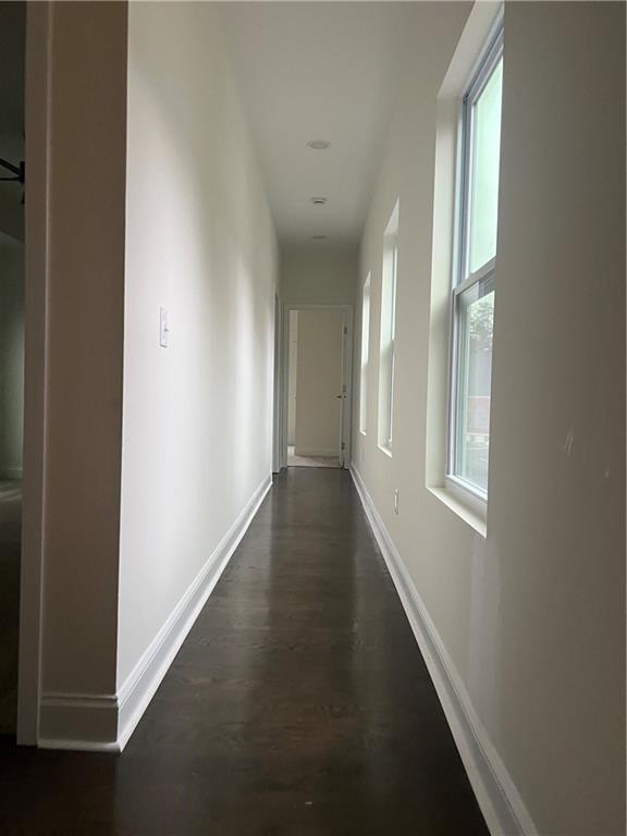 Building Photo - 443 Mary St SW