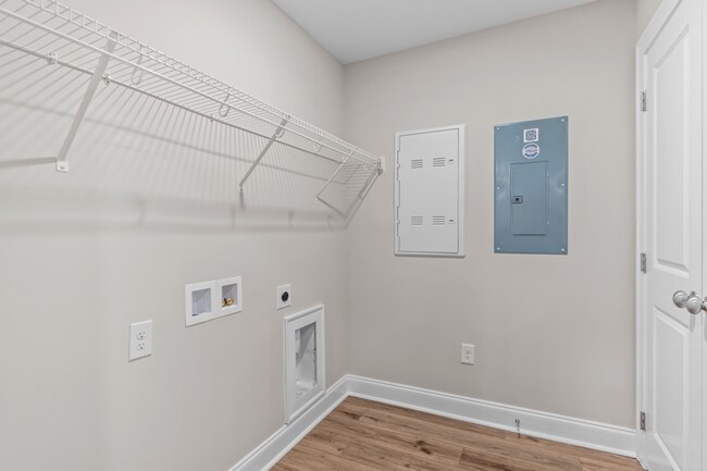 Building Photo - 210 Clifton Dr