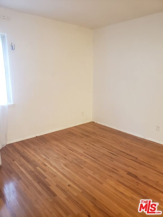 Building Photo - 7116 W 91st St