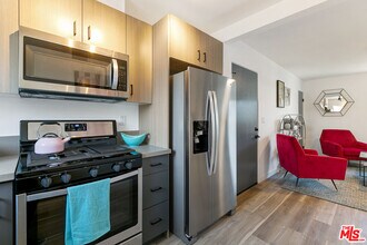 Building Photo - 2918 Hauser Blvd