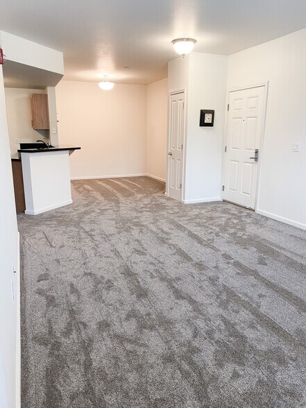 Building Photo - 1450 Idlewild Dr