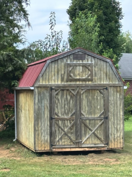 Building Photo - 144 Scenic Dr