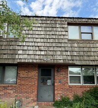 Building Photo - 1126 Julie Ln