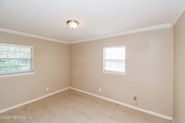 Building Photo - 10655 Tulsa Rd