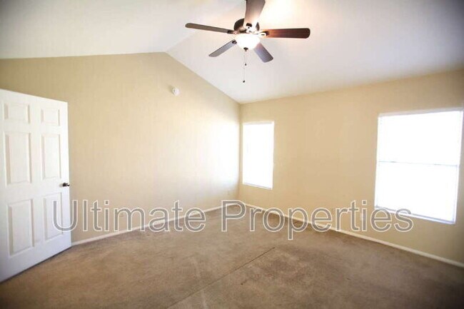 Building Photo - 4226 W Cielo Grande
