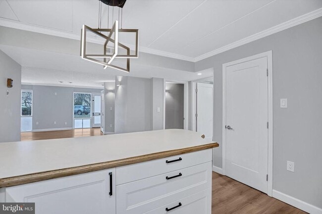 Building Photo - 2605 Fort Farnsworth Rd