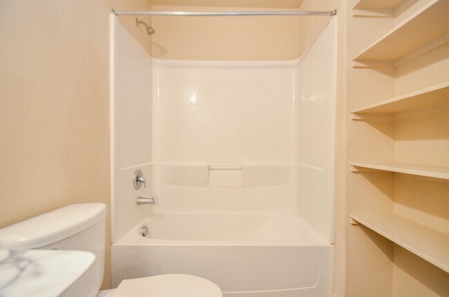 Building Photo - 20114 Louetta Ash Dr