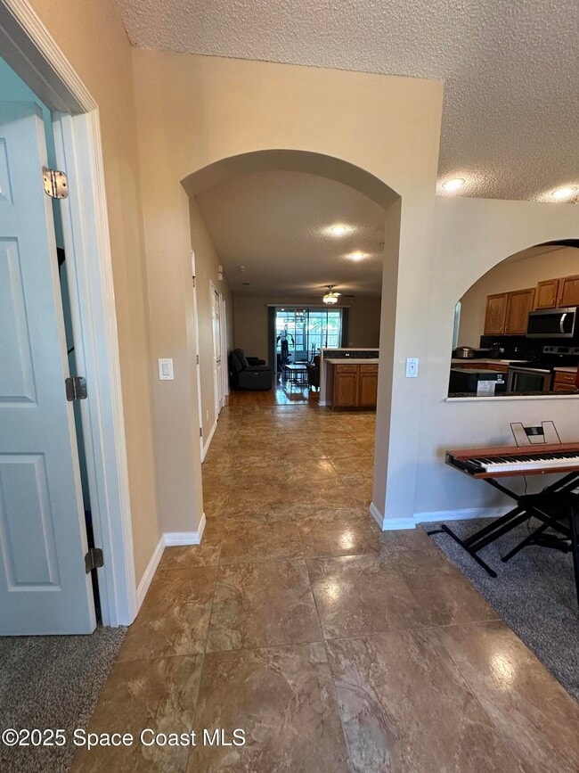 Building Photo - 1354 Enclave Dr