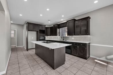 Building Photo - 6355 W C Rogers Blvd