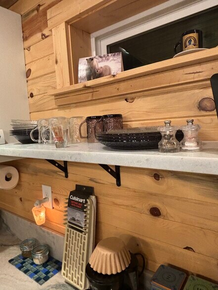 Building Photo - 41159 Sunnyview Loop