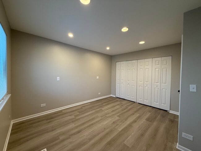 Building Photo - 1963 N Heritage Dr