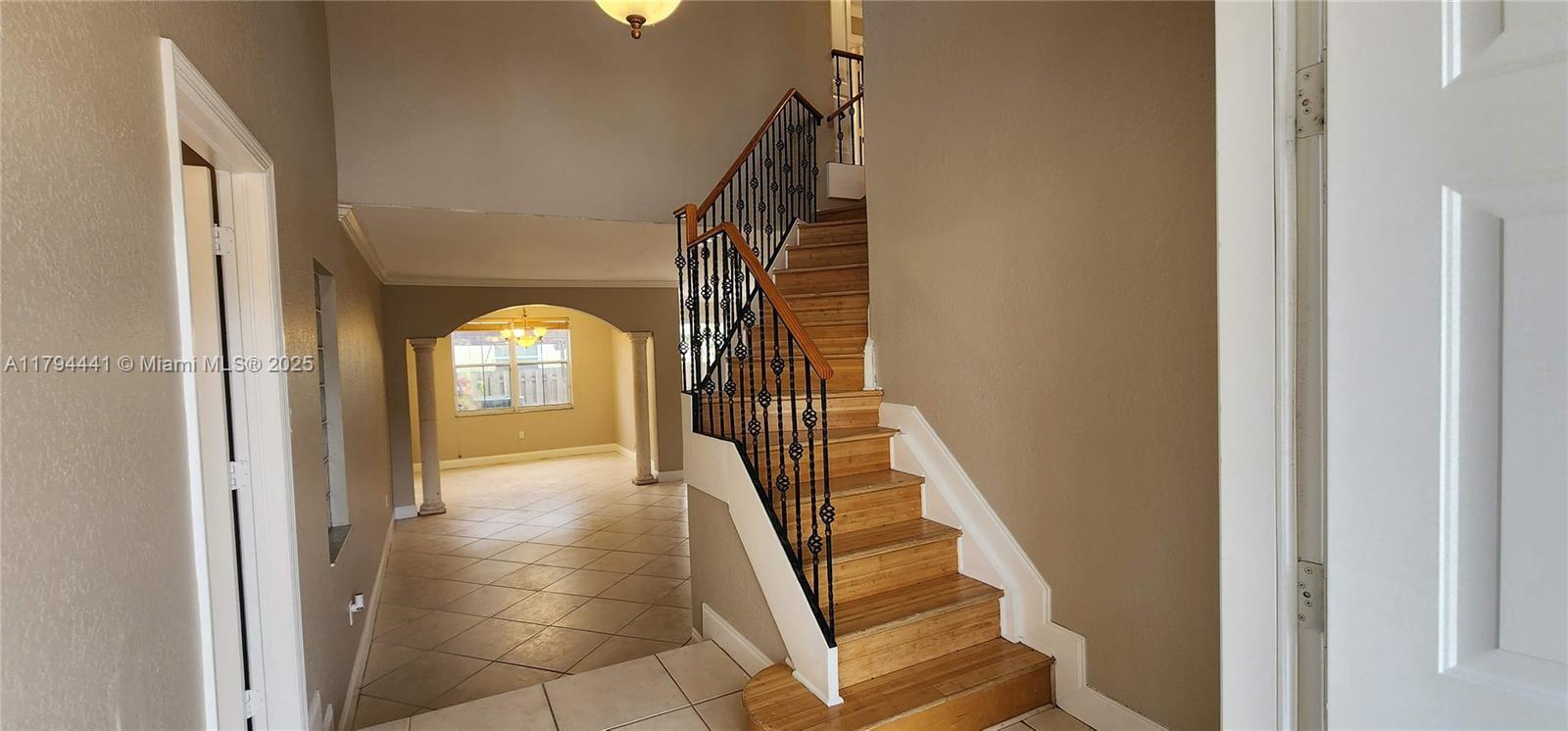 Building Photo - 3541 SW 170th Ave