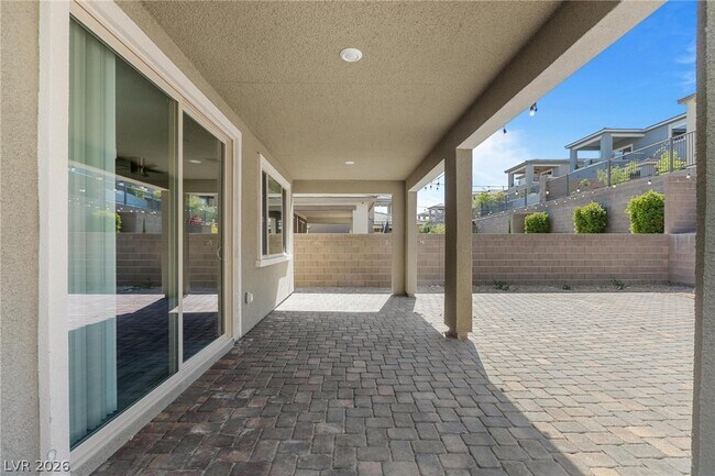 Building Photo - 361 Wind Poppy St