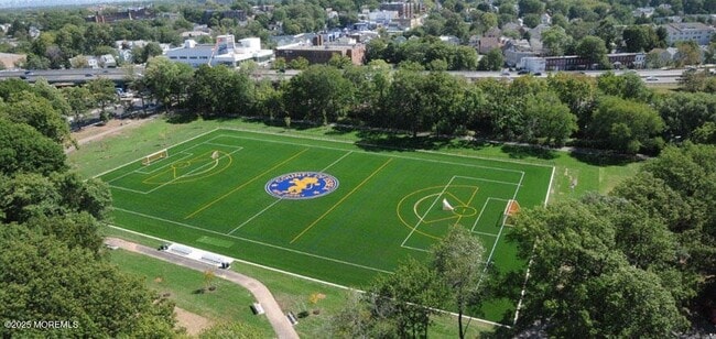 Building Photo - 56 Lindsley Pl