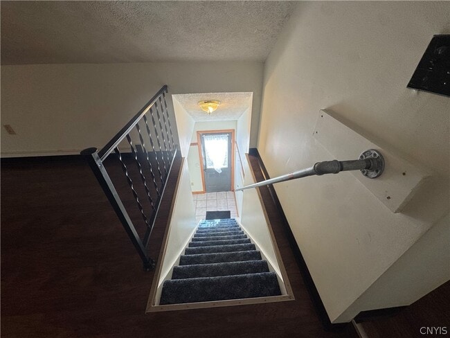 Building Photo - 5623 Bridge St