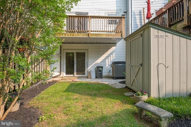Building Photo - 11740 Stonegate Ln