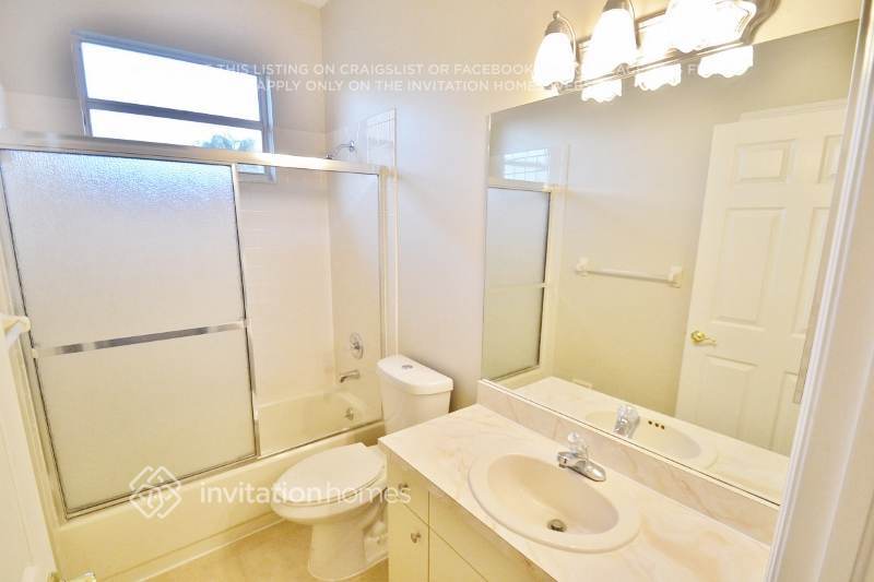 Building Photo - 3942 Appletree Dr