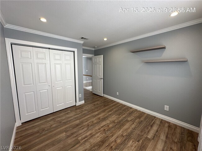 Building Photo - 8848 Hampton Green Ave