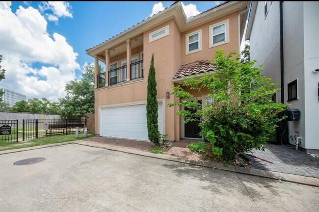 Primary Photo - 7103 Windwater Lagoon Dr