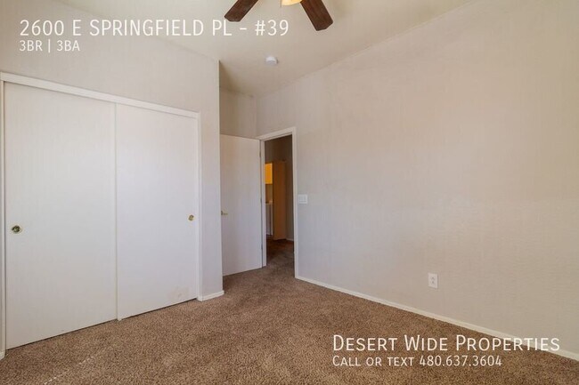 Building Photo - 2600 E Springfield Pl