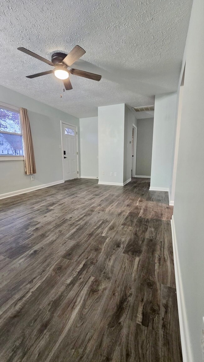 Building Photo - 2009 Frisse Ave