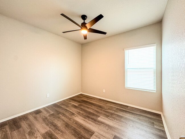 Building Photo - 13019 Heathers Elm