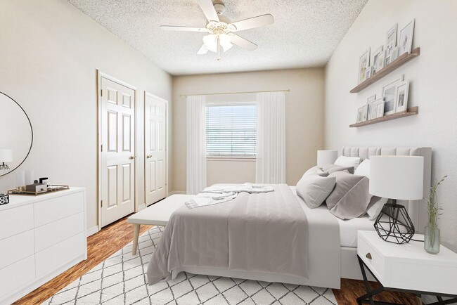 Building Photo - Charming Cottages for Rent in Waveland – 1 & 2 Bedroom Units Available at Cambridge Cottages!