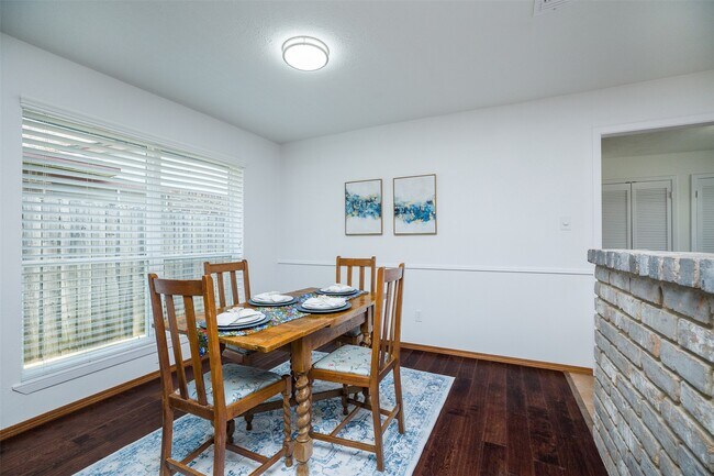 Building Photo - 12410 Pantano Drive