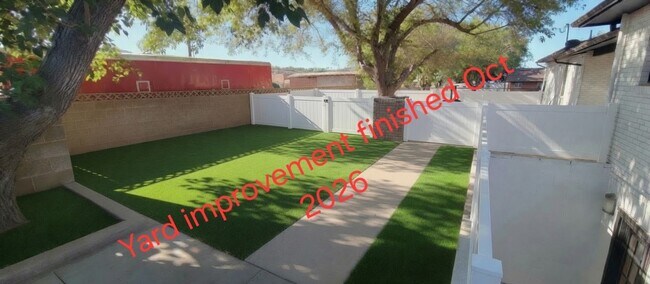 Building Photo - 1026 N 1100 W