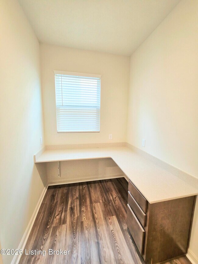 Building Photo - 4609 Golden Eagle Dr