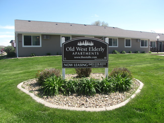 Building Photo - Old West Apartments