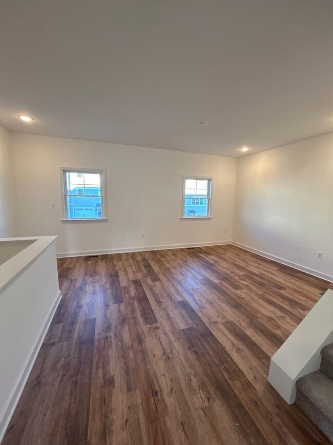 Building Photo - 1416 DERBY Dr