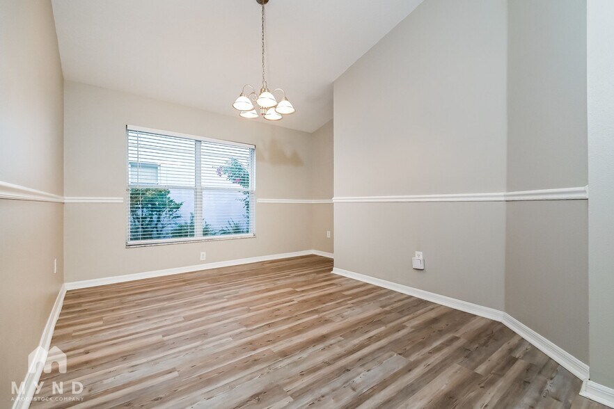 Building Photo - 3844 Bellewater Blvd