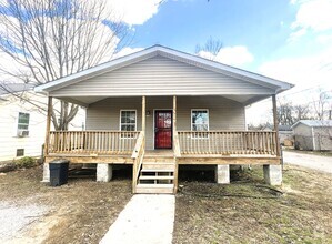 Building Photo - 1816 S Holly St