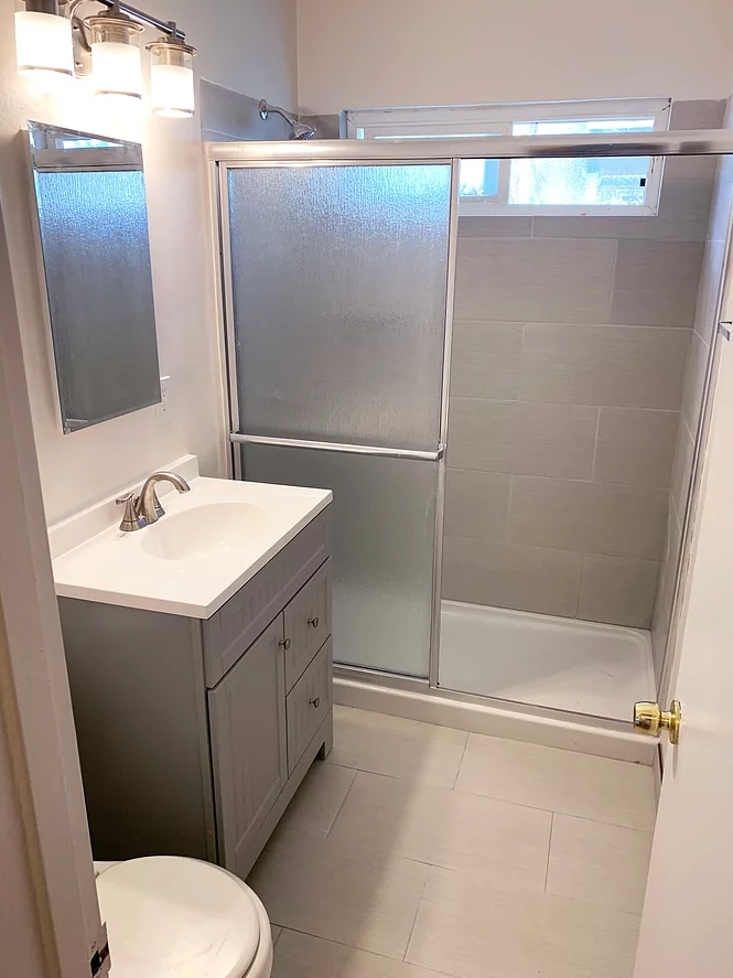 Unit A - Bathroom - 6624 Pasado Rd