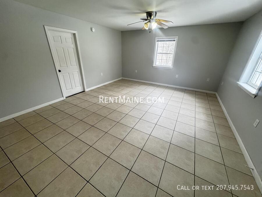 Building Photo - 40 Vafiades Ave