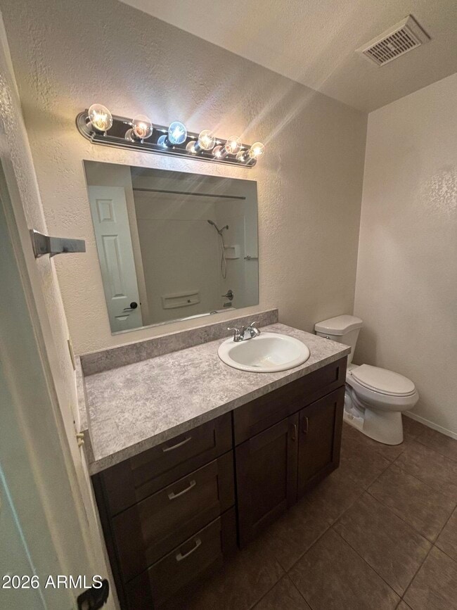 Building Photo - 76 E Paula Cir