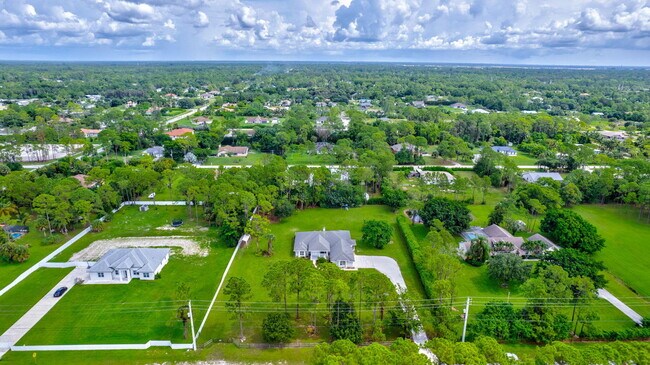 Building Photo - 14911 Orange Blvd