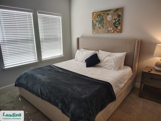 Building Photo - 120 SW 148th Dr