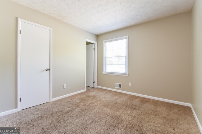 Building Photo - 2137 Baden Ct
