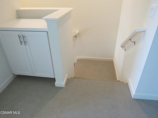 Building Photo - 527 Winchester Dr